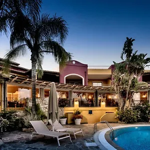 Cruccùris Hotel